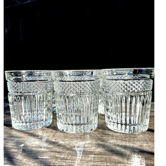 Libbey 'Radiant' Criss Cross Vertical Cut Heavy Double Old Fashioned-Set of 6 - Picture 3 of 7